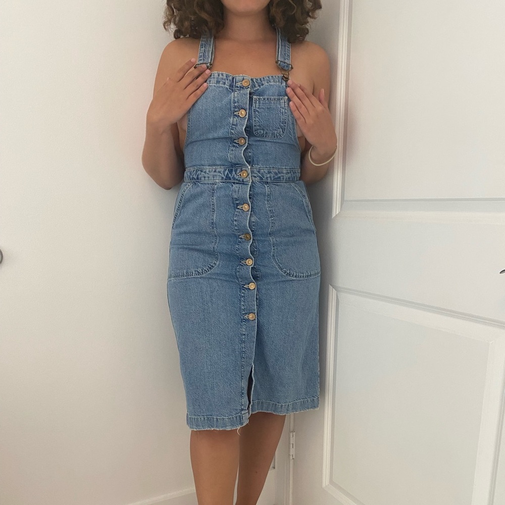 Overall dress
